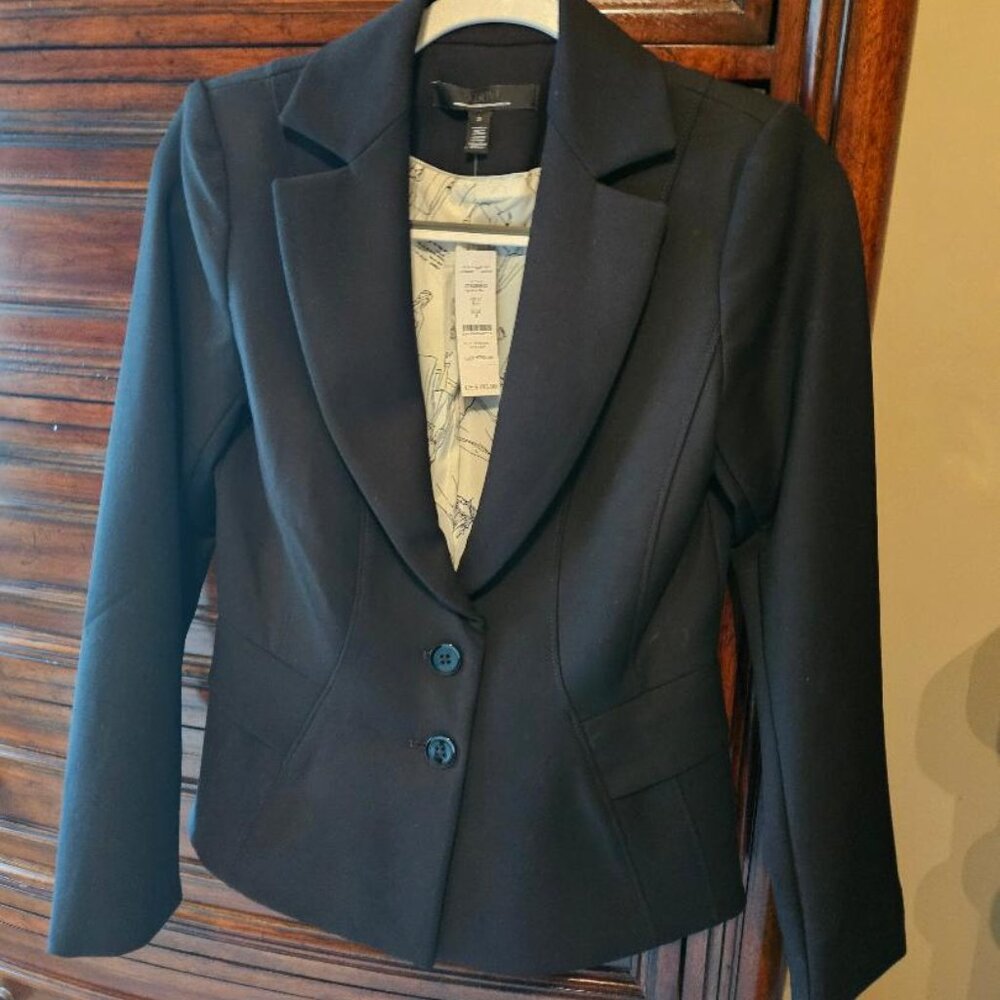 White House Black Market blazer in black size 2